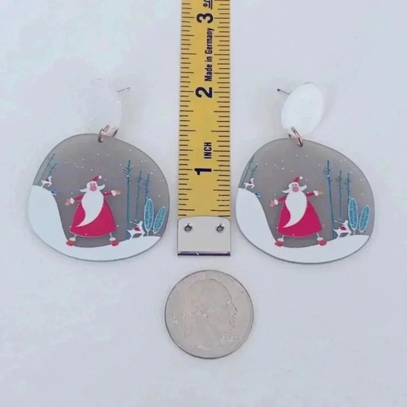 Large Lucite Santa Clause Snowscape Drop Art Earrings NWT - Picture 4 of 4